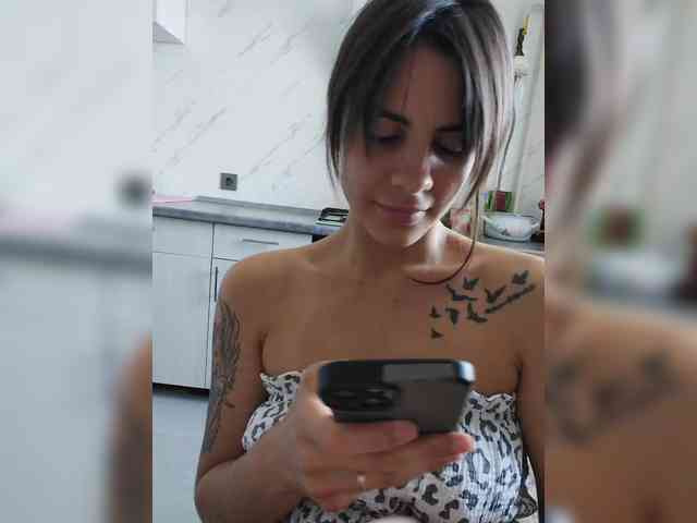 -EmilyJones- webcam