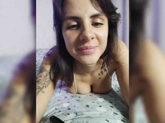 -EmilyJones- webcam