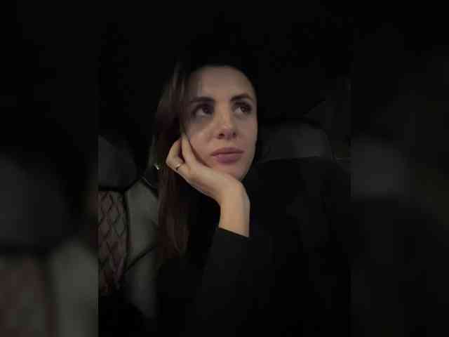 -EmilyJones- webcam