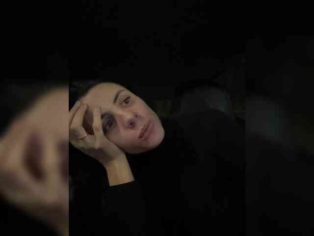 -EmilyJones- webcam