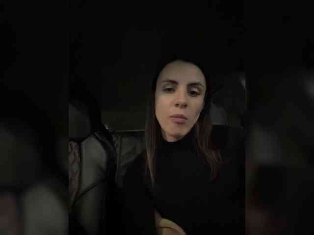 -EmilyJones- webcam