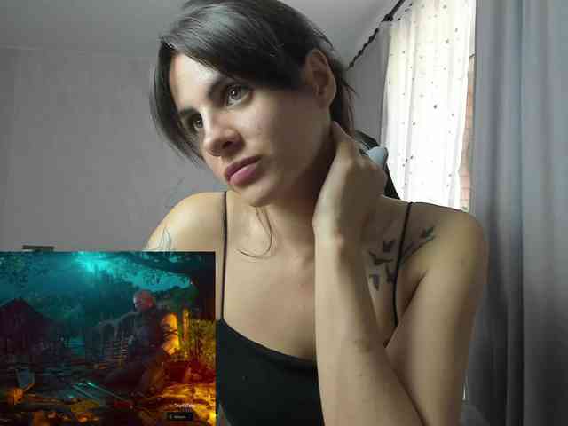 -EmilyJones- webcam