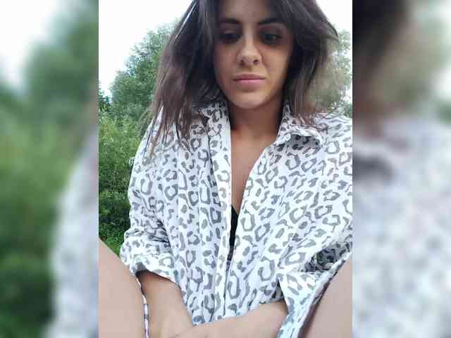 -EmilyJones- webcam