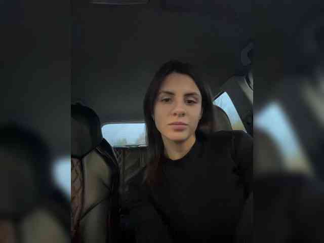 -EmilyJones- webcam