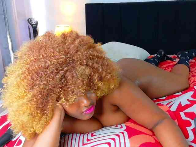 Black-gem18 webcam