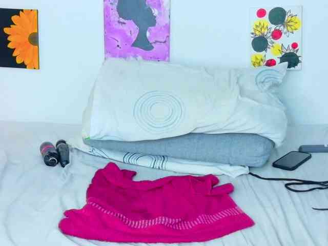 Black-gem18 Live Webcam on BongaCams