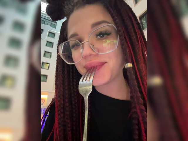 Flipflapsolo's BongaCams show and profile