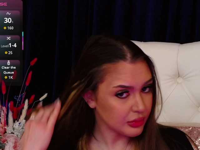 AlmaIbaka's BongaCams show and profile