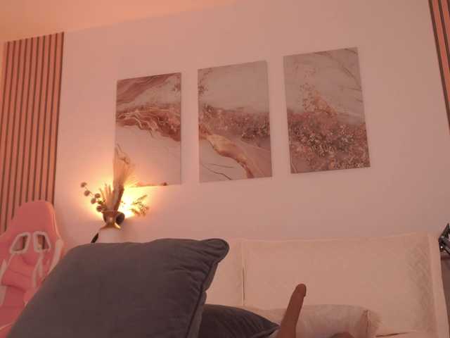 LillyThomps's BongaCams show and profile