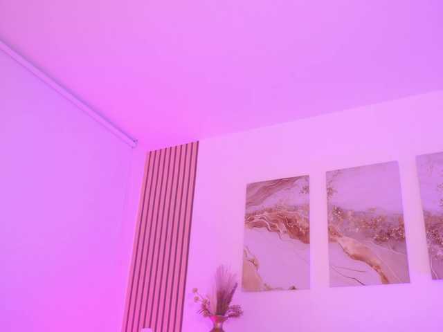 LillyThomps — make me squirt if you can  My favorite tips 98,160,222  IG: lillyxthompsonx Goal: show squirt @remain Tokens