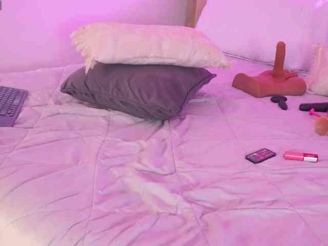 LillyThomps webcam