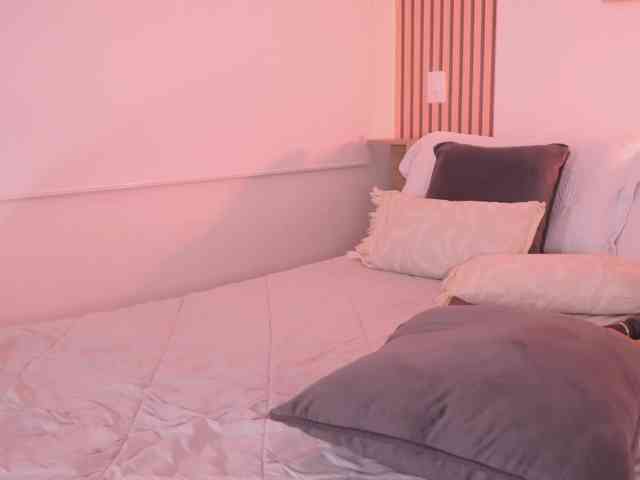 LillyThomps webcam