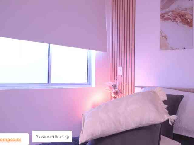 LillyThomps webcam