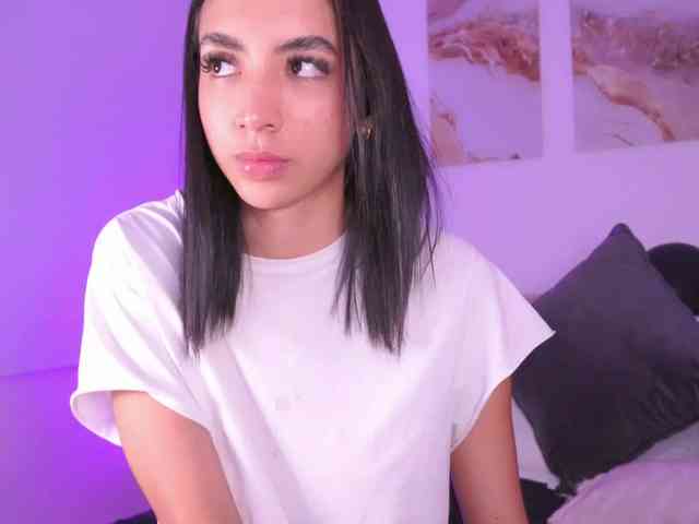 LillyThomps webcam