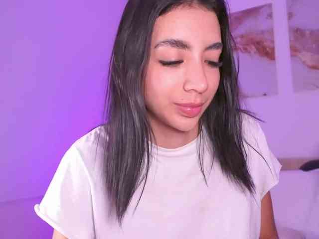 LillyThomps webcam