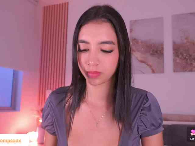 online webcam LillyThomps