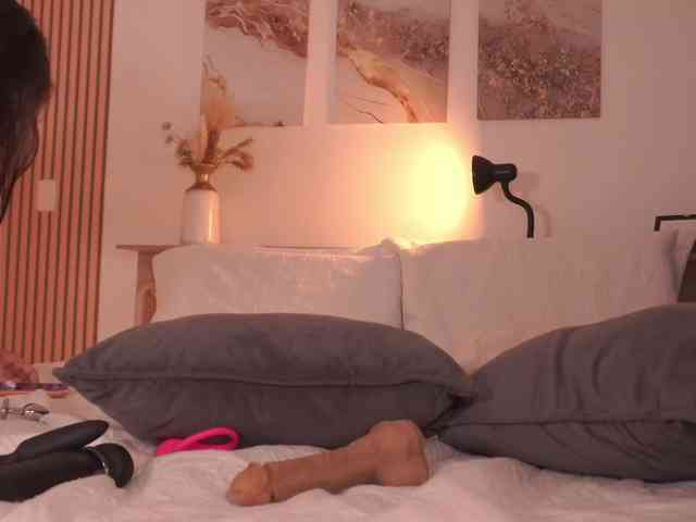 LillyThomps LillyThomps