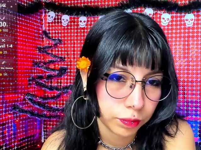 Salome-sweet webcam bongacams model stream image