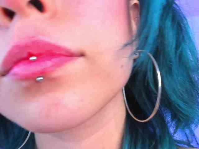 Salome-sweet webcam
