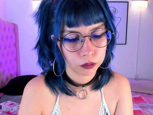 Salome-sweet webcam