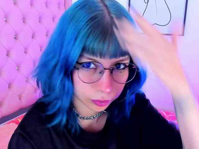 Salome-sweet webcam