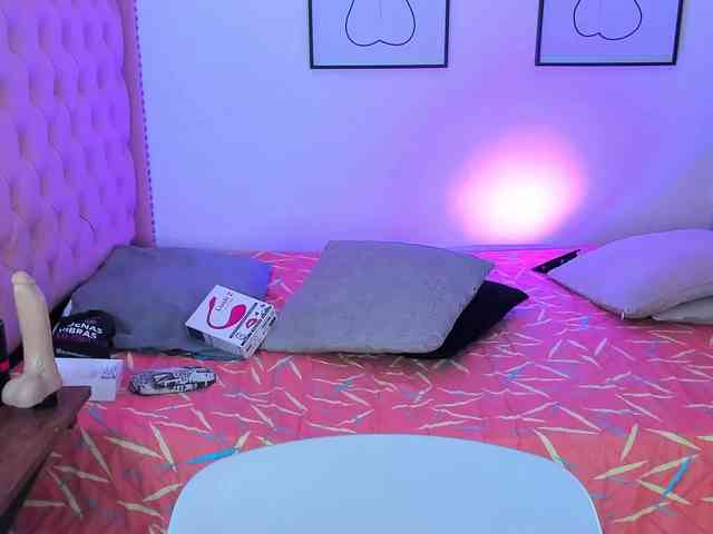 Salome-sweet webcam