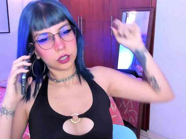 Salome-sweet webcam