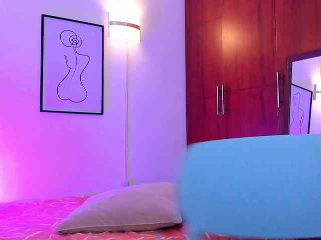 Salome-sweet webcam