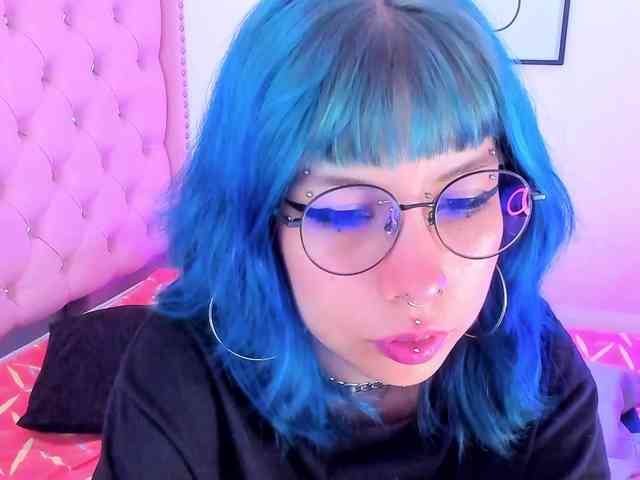 Salome-sweet webcam
