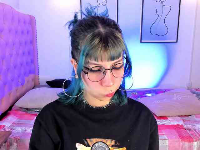 Salome-sweet webcam