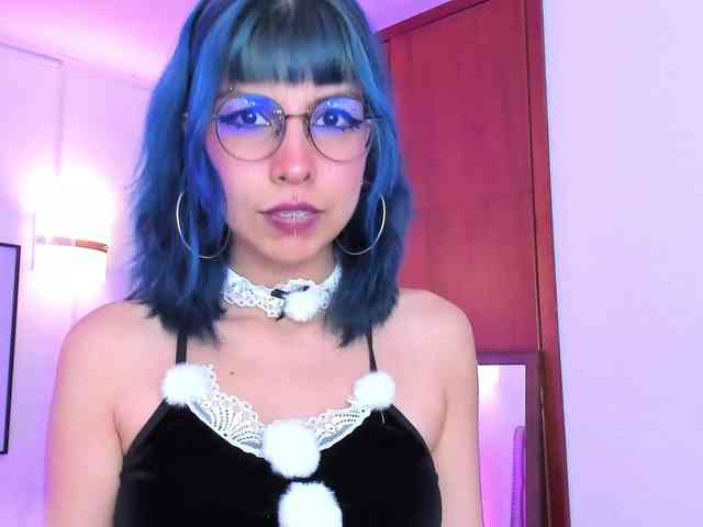 Salome-sweet webcam