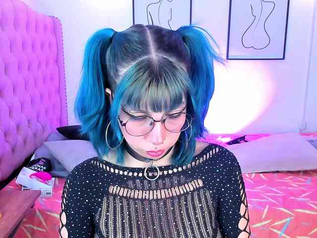 Salome-sweet webcam
