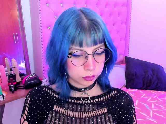 Salome-sweet webcam