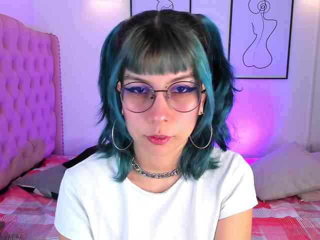 Salome-sweet webcam