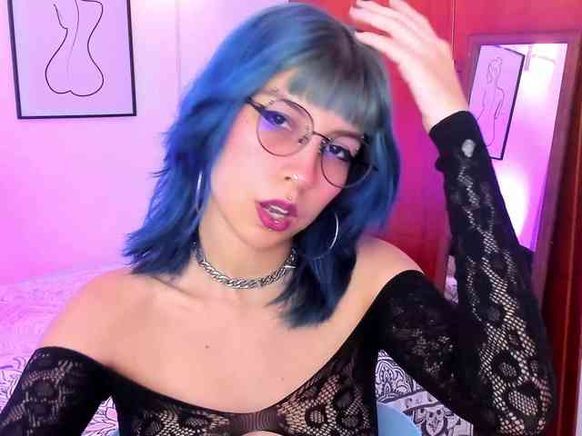 Salome-sweet webcam
