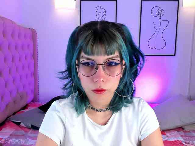 Salome-sweet webcam
