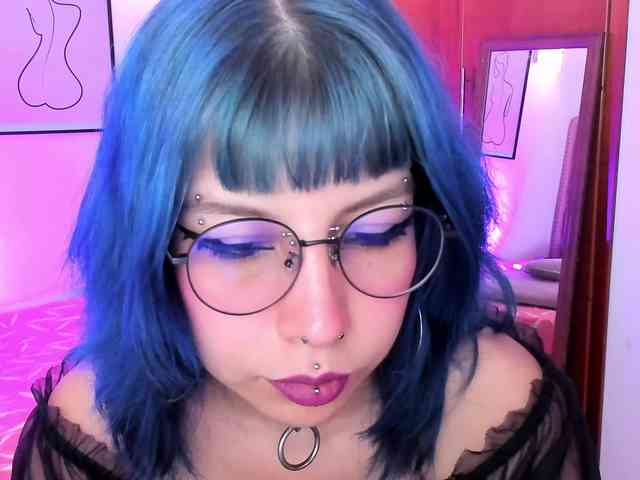 Salome-sweet webcam