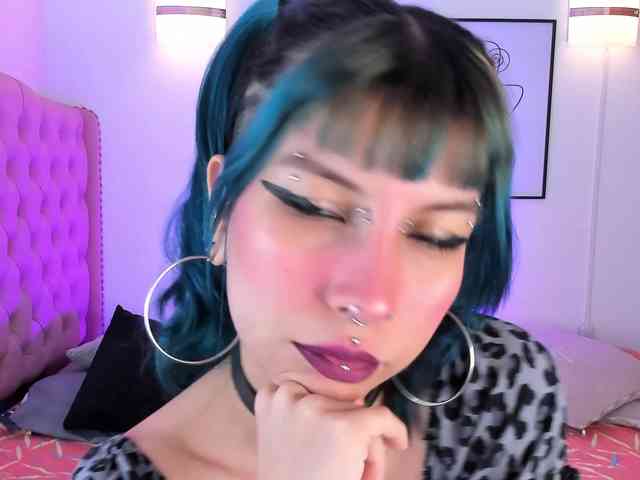Salome-sweet webcam