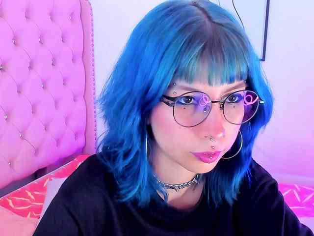 Salome-sweet webcam