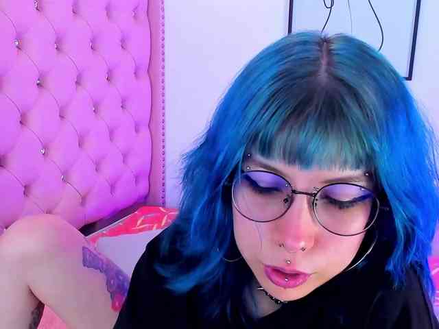 Salome-sweet webcam
