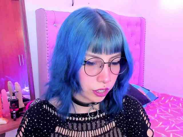 Salome-sweet webcam