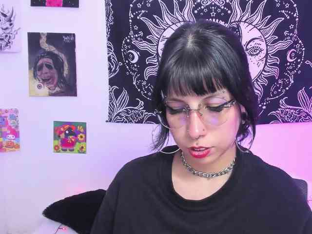 Salome-sweet Live Webcam on BongaCams