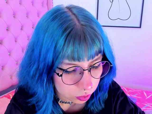 Salome-sweet webcam