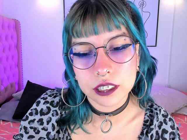 Salome-sweet webcam