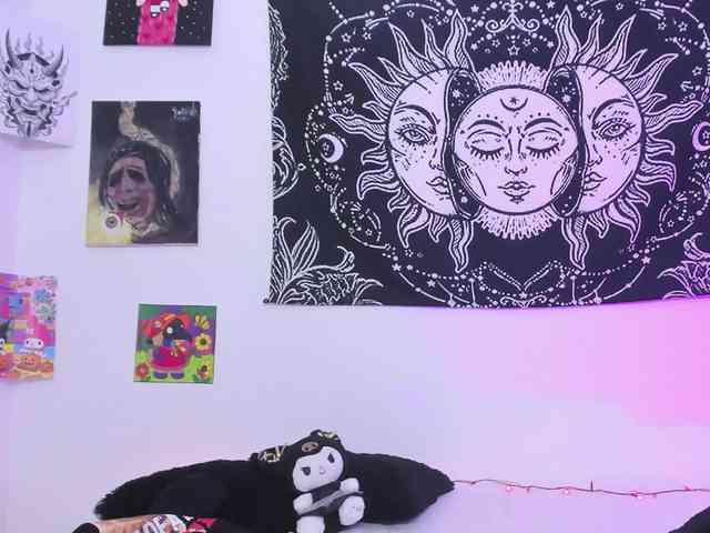 Salome-sweet Live Webcam on BongaCams