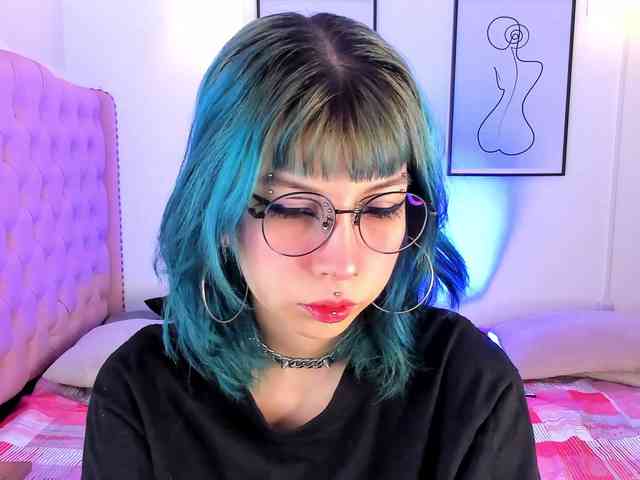 Salome-sweet webcam