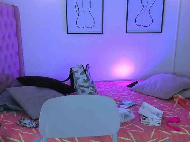 Salome-sweet webcam