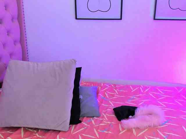 Salome-sweet webcam