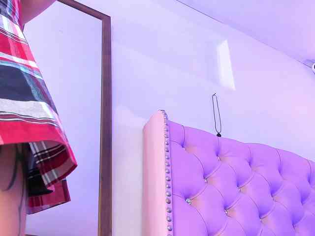 Salome-sweet webcam