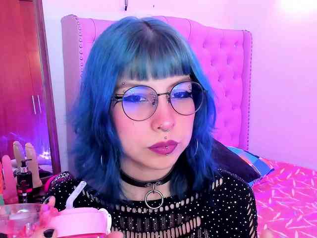 Salome-sweet webcam